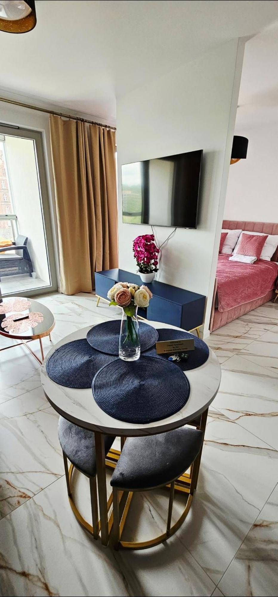 Apartament Copper By The European Solidarity Centre *